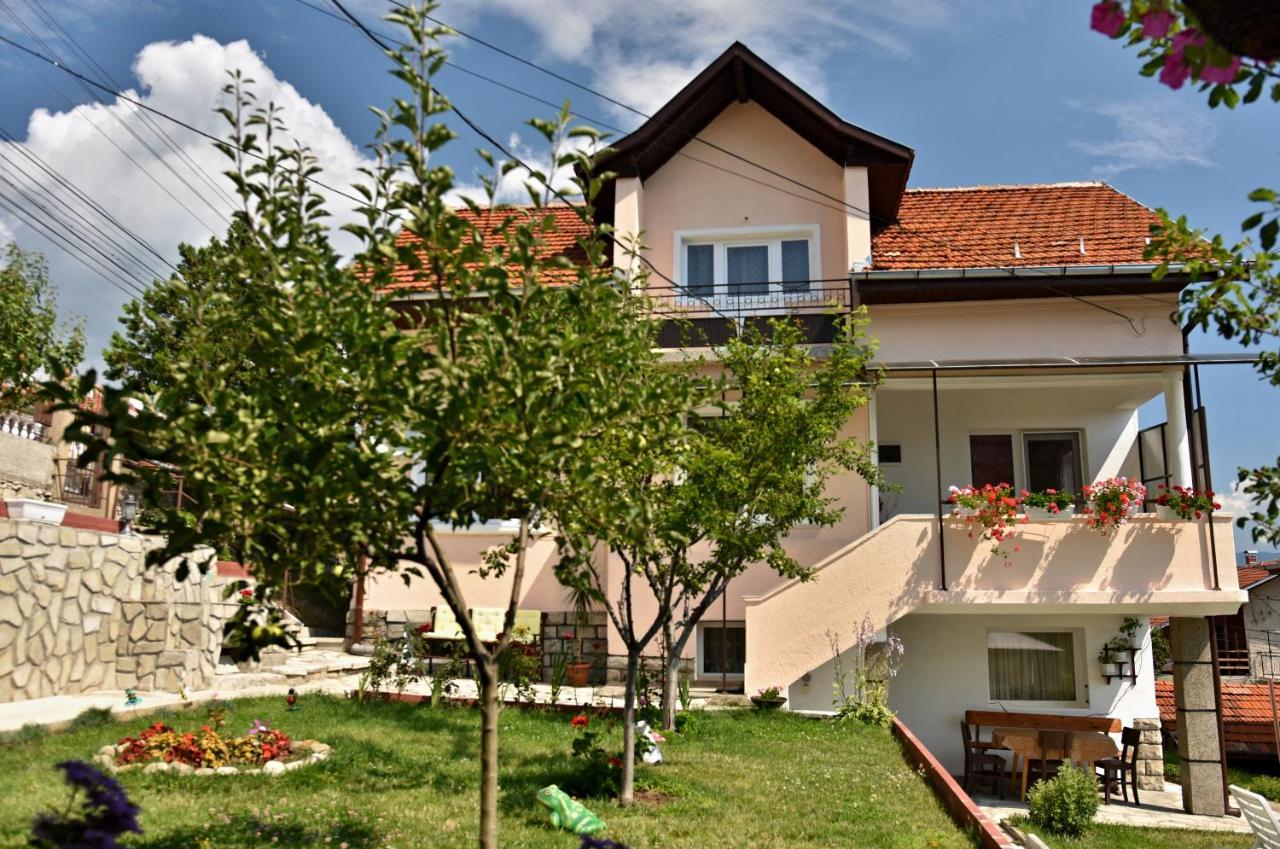 Saint Maria Guest House Velingrad Exterior photo
