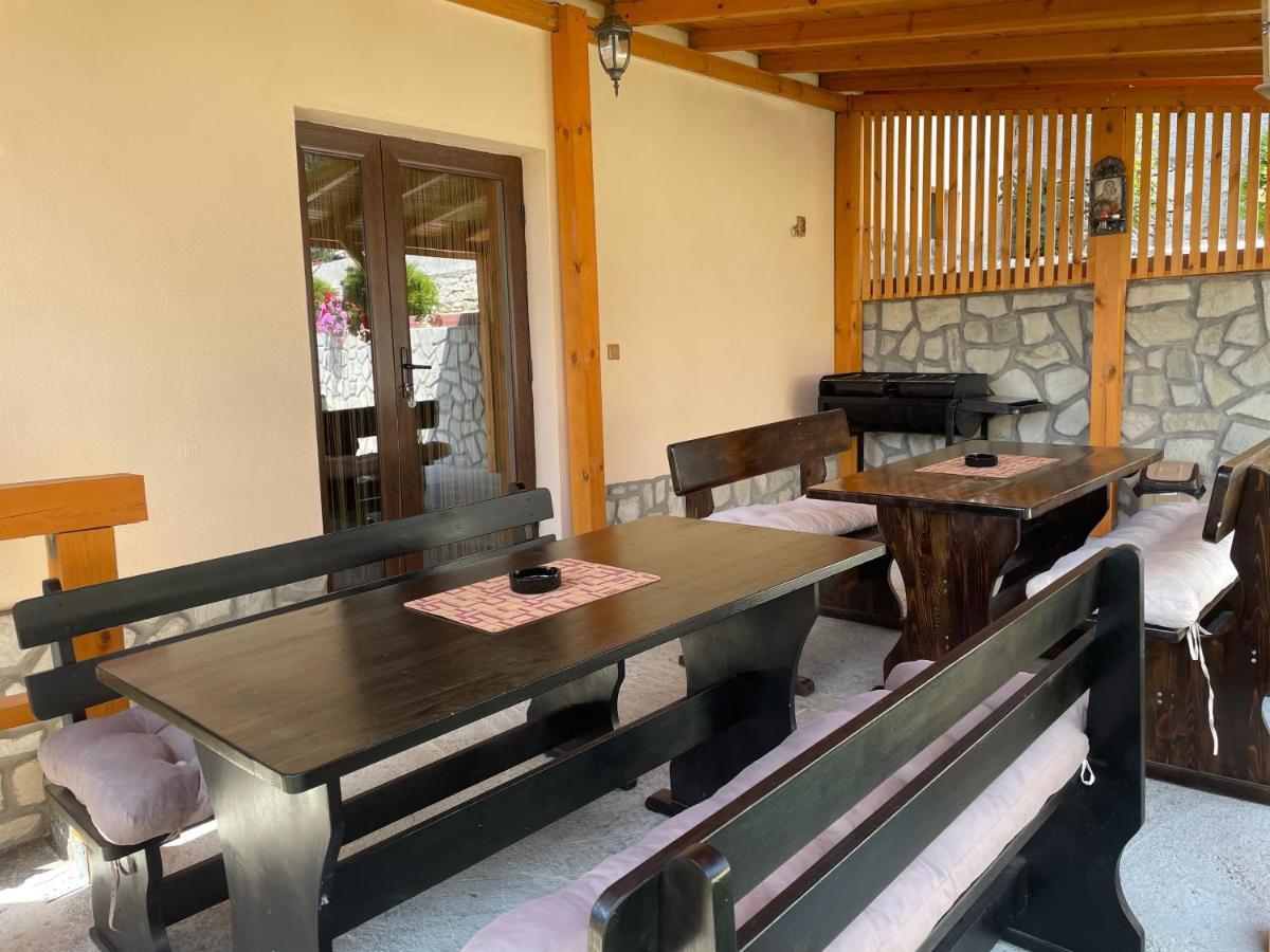 Saint Maria Guest House Velingrad Exterior photo